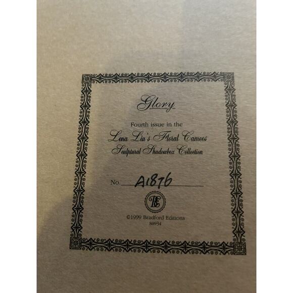 1999 Bradford edition glory Lana floral cameo picture - Picture 2 of 5